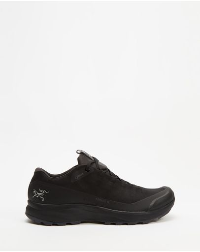 Black & Pilot