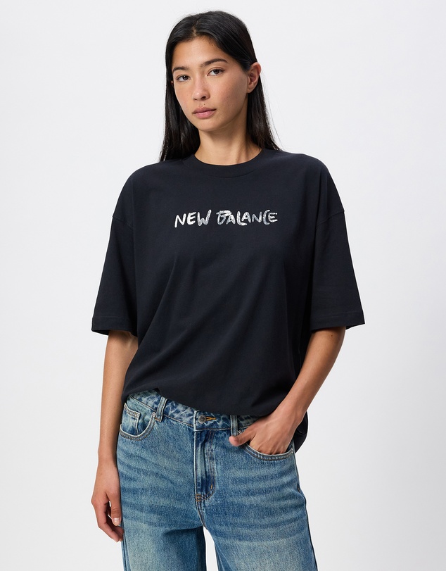 New Balance - Visibly Loved Oversized T-Shirt