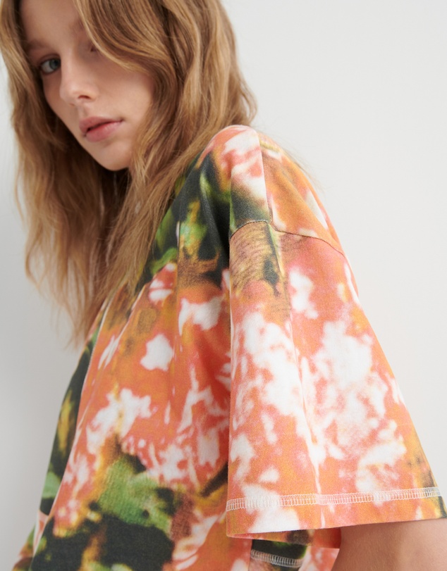 Kowtow - Montage Tee