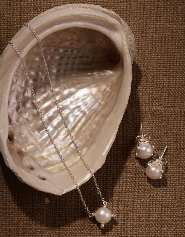 Najo - Moana Silver Pearl Earring