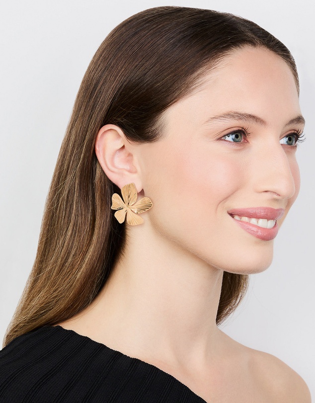 Lovisa - Gold Plated Textured Flower Studs