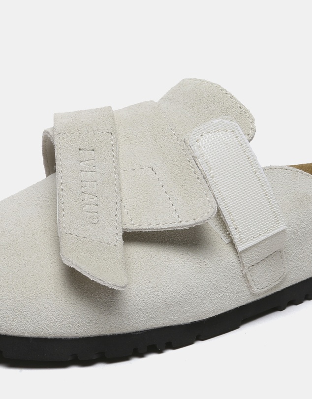 EVERAU - EverAU Ugg Skyler Cow Suede Upper Clogs