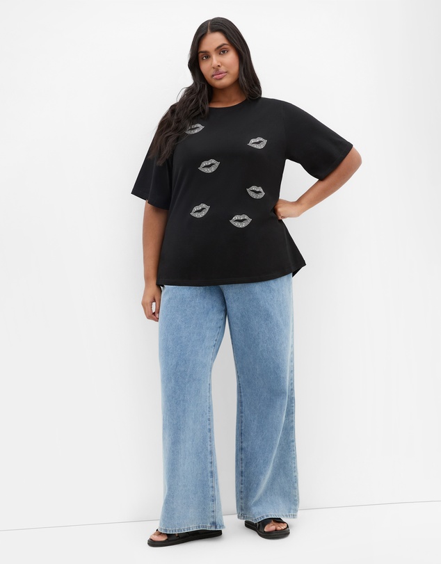 City Chic - Curved Hem Lip Tee