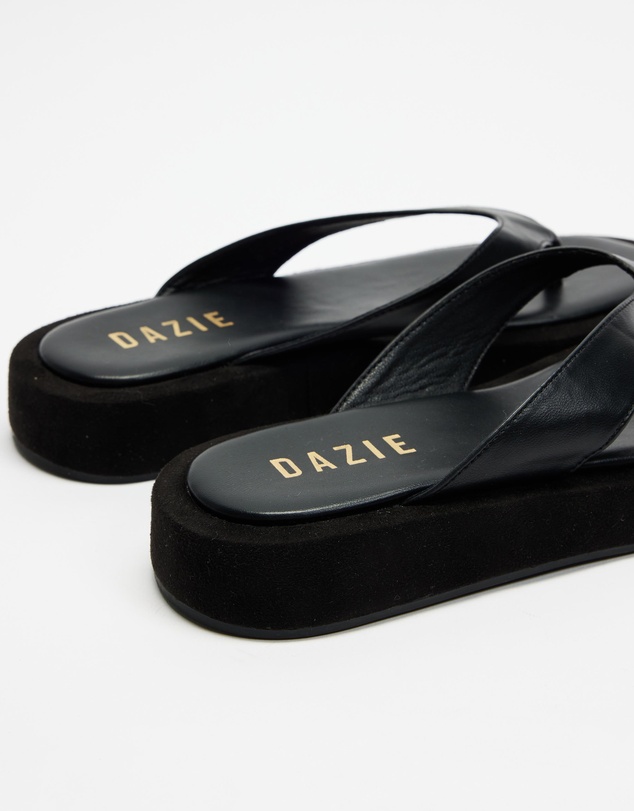 Dazie - Phoenix Chunky Thongs