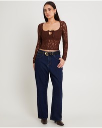 Alice In The Eve - Hailey Long Sleeve Lace Top