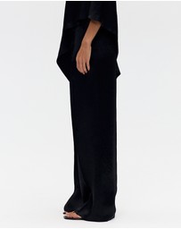 Third Form - Crush Tailored Trouser