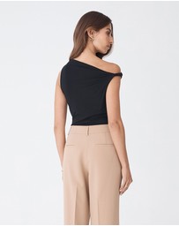 Forcast - Cici Bamboo Twist Shoulder Top