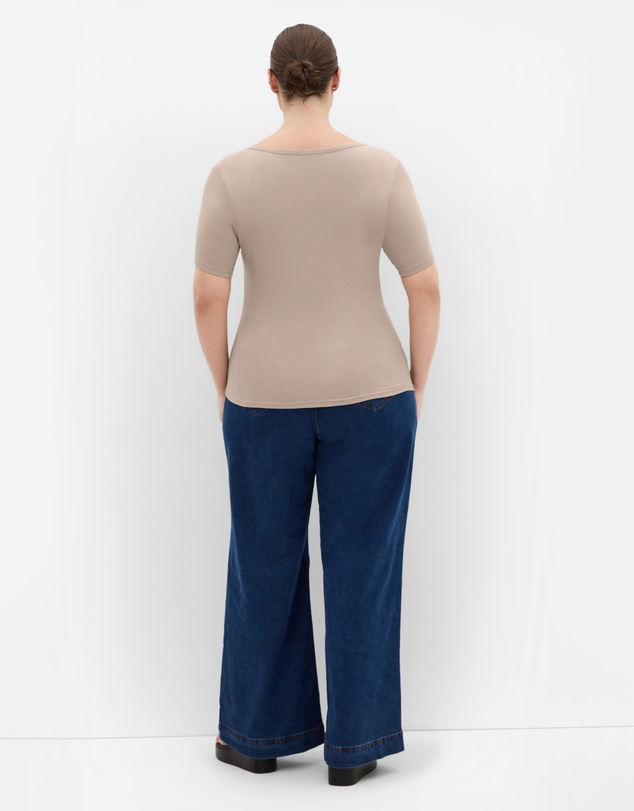 City Chic - Classic Scoop Rib Tee