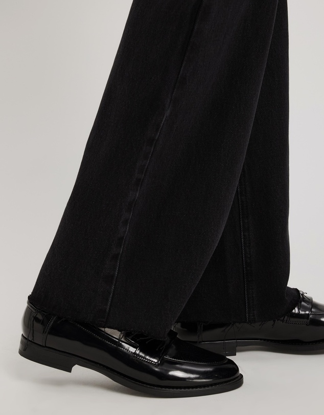 Atmos&Here - Myra Straight Leg Raw Hem Jeans