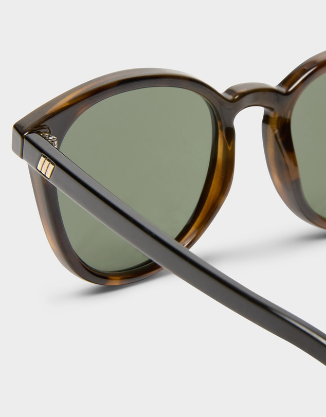 Le Specs - Bandwagon