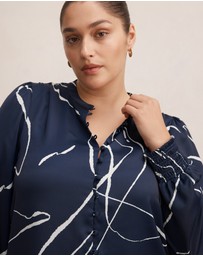 Forever New Curve - Savannah Curve Button Up Blouse