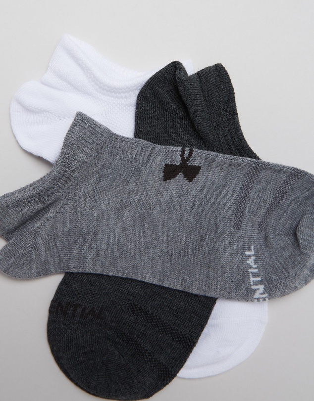 Under Armour - 3-Pack UA Essential No Show Socks