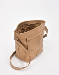 Cobb & Co - Canterbury Woven Leather Bag