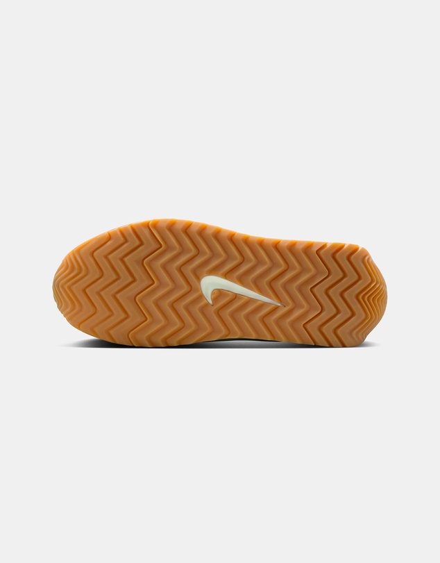 Nike - Pacific - Women's