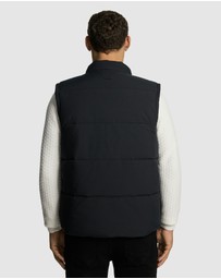yd. - Finn Reversible Vest