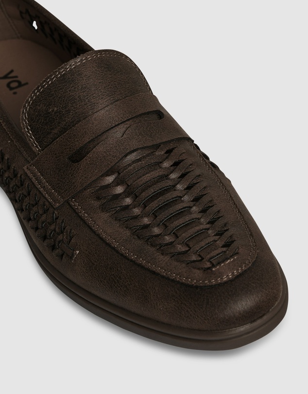 yd. - Matteo Lattice Shoe