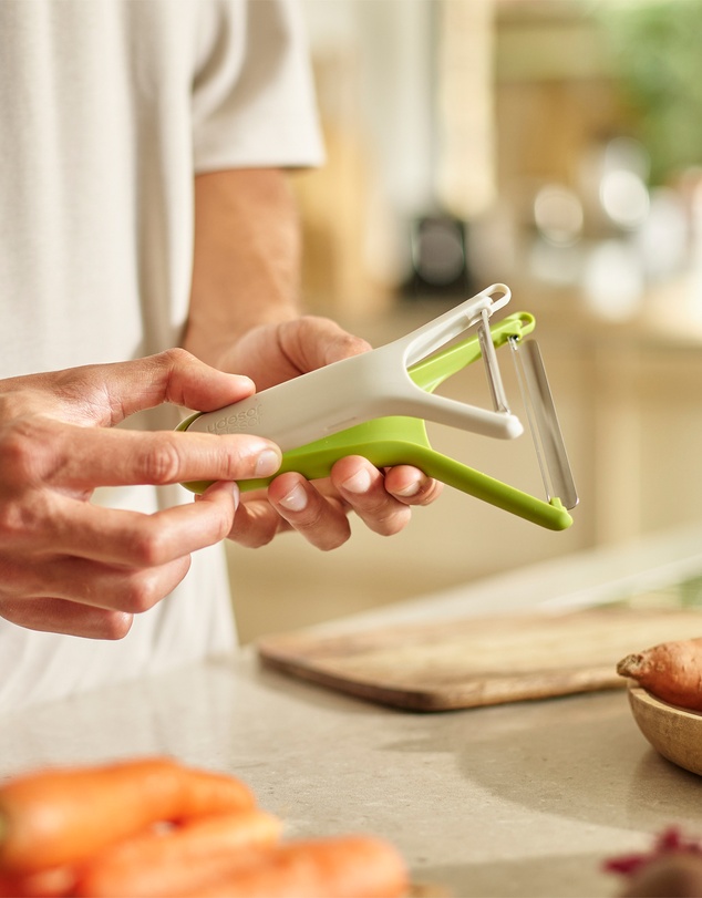 Joseph Joseph - Nest™ Peel Set of 2 Peelers