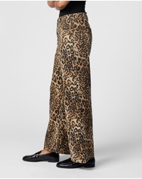 MVN - Walk This Way Jeans