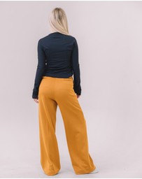 Youmsara - The Freya Wide Leg Knit Pants