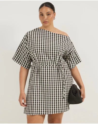 Atmos&Here Curvy - Olive Off Shoulder Gingham Mini Dress with Tie Waist