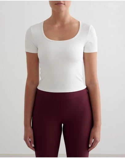 Aim'n - Ribbed Performance Short Sleeve Top