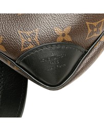 Pre-Loved by Azura Reborn - Pre-Loved louis vuitton Dauphine Monogram Canvas Shoulder Bag