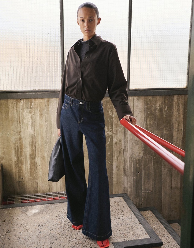 M.N.G - Wide Leg Mid-Rise Jeans