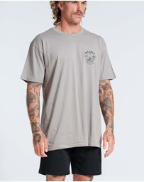 Vacancy Co - Endless Summer Tee