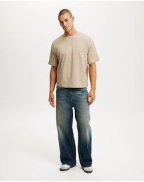 Cotton On - Cropped Fit T-Shirt