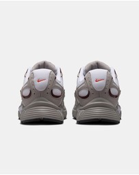 Nike - Nike V5 RNR - Men's