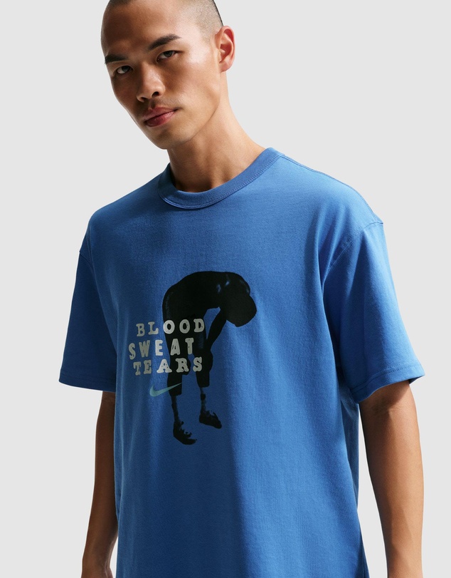 Nike - Sportswear Premium Essentials T-Shirt