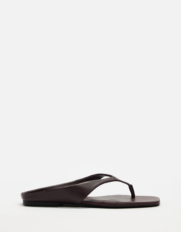 Atmos&Here - Sara Leather Thong Sandals