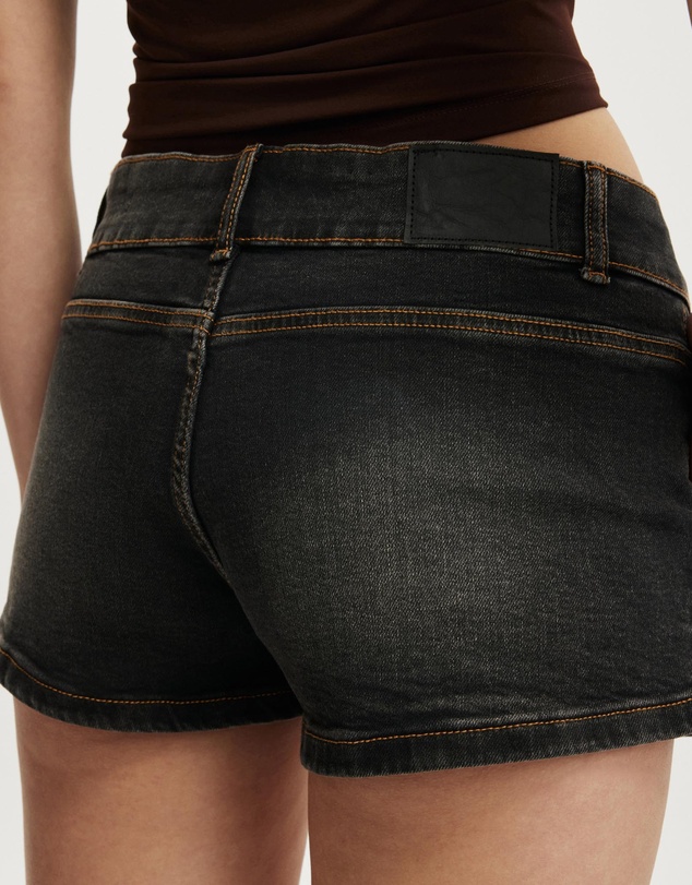 Cotton On - Micro Low Tailored Shorts