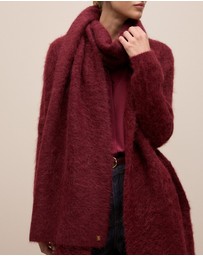 Trenery - Brushed Alpaca Scarf in Red Mahogany
