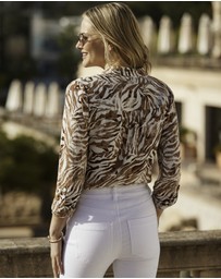 Sosandar - Chic Print Relaxed Utility Shirt