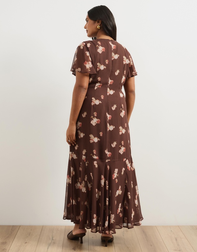Atmos&Here Curvy - Tasha Flutter Sleeve Maxi Dress