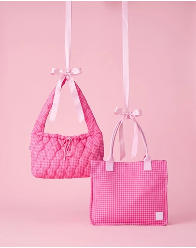 The Somewhere Co - Tickled Pink Quilted Shoulder Bag