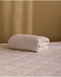 Sheet Society - Wonder Wool Light Weight Quilt