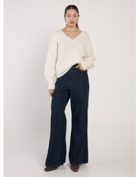 Fate + Becker - Remy V-Neck Jumper