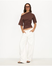 Dazie - Tokyo Mid Rise Relaxed Leg Jeans