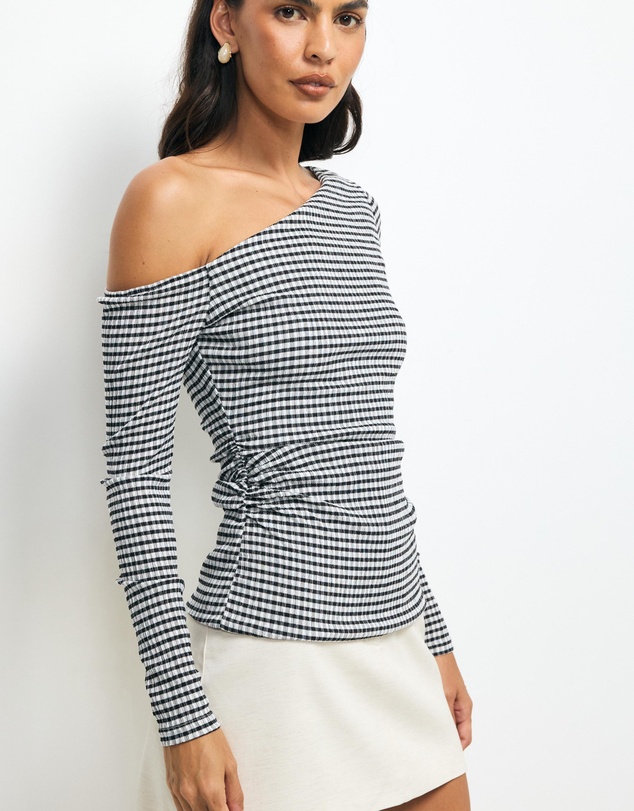 AERE - Aeliana Off Shoulder Top