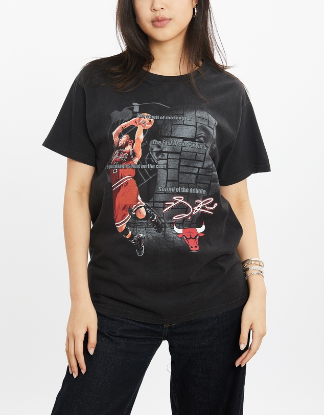 Vintage by The Real Deal - Pre Loved - Vintage NBA Chicago Bulls Derrick Rose Tee