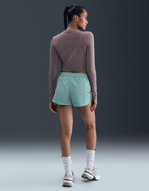 Nike - 2in Windrunner Mid-Rise Woven Shorts