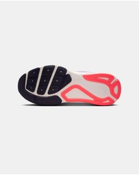 Nike - Structure 26 - Women's