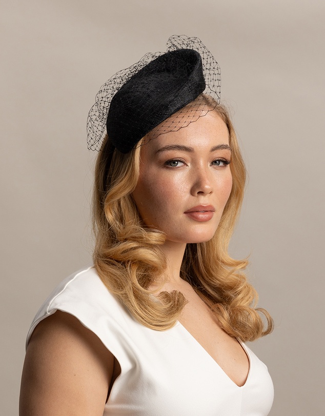 Morgan & Taylor - Willow Fascinator in Black