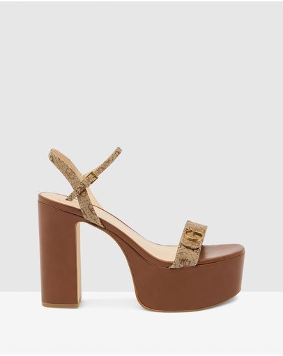 MEDIUM BROWN 210