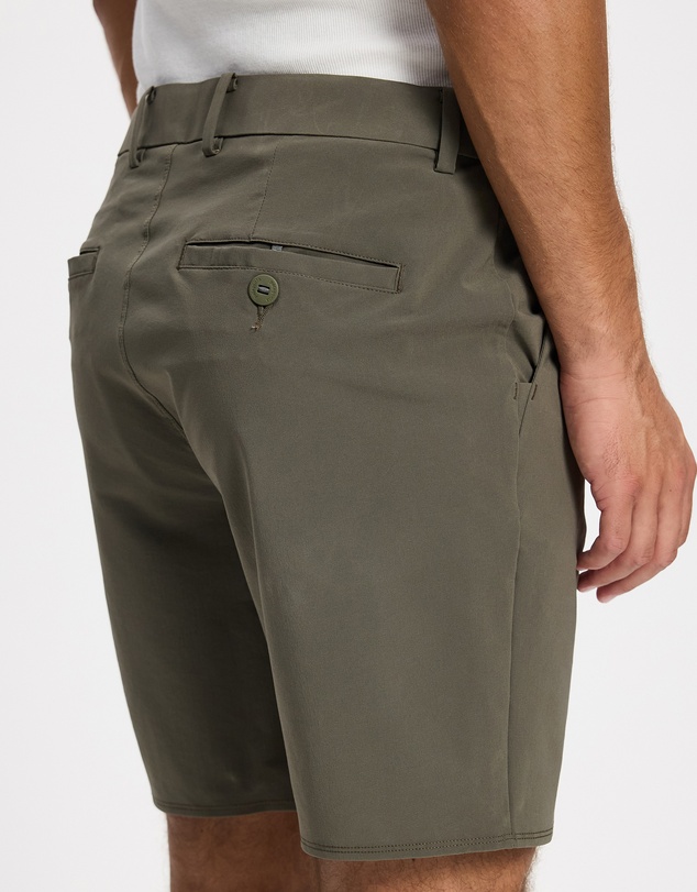 Patagonia - 18in Hydropeak Hybrid Walk Shorts