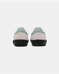 Nike - Field General - Women's