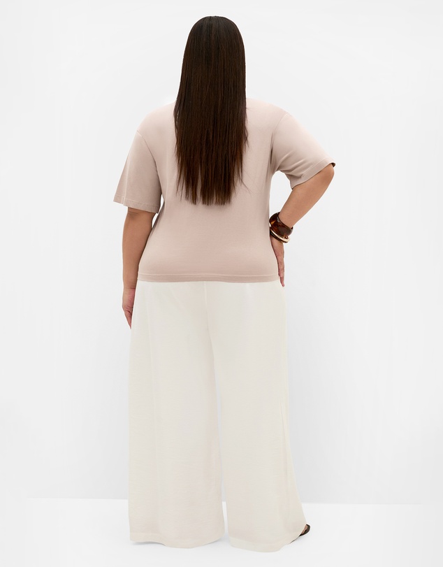 City Chic - Oversized Crew Neck Tee