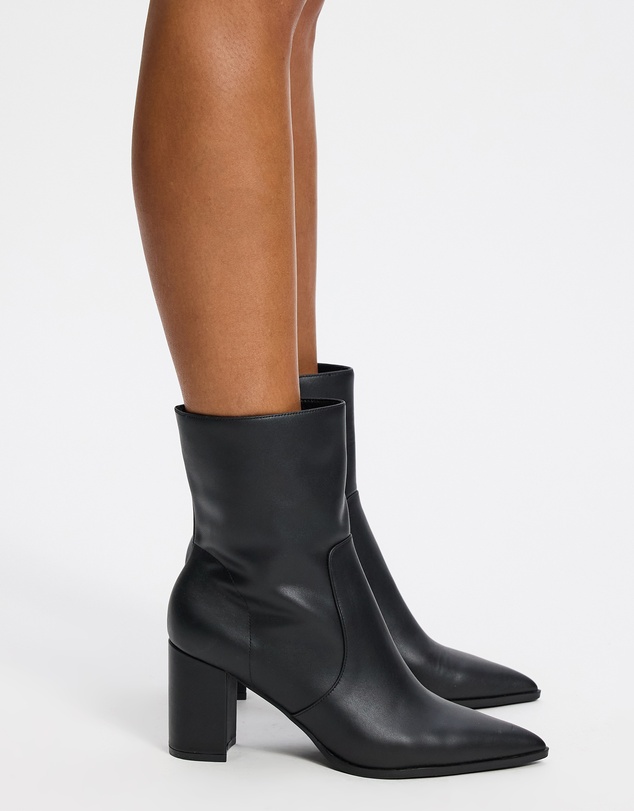 Atmos&Here - Fern Leather Block Heel Ankle Boots